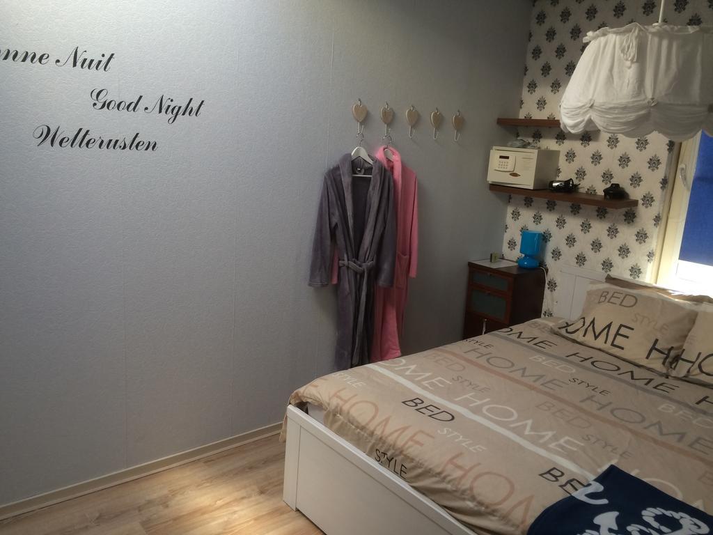 B&B Goeree Overflakkee Middelharnis Kamer foto